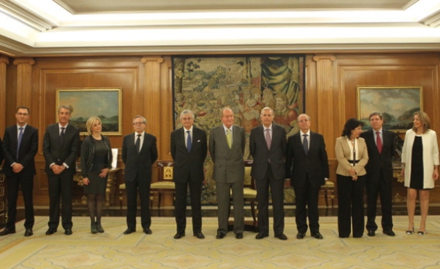 Don Juan Carlos, con los miembros del Consejo Fiscal