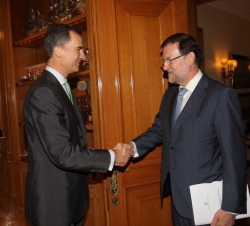 Su Majestad el Rey recibe al presidente del Gobierno, Mariano Rajoy