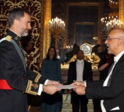 Su Majestad el Rey recibe la Carta Credencial presentada por el Embajador de la República Dominicana, Aníbal de Jesús de Castro Rodríguez 