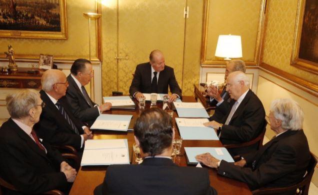 Su Majestad el Rey Don Juan Carlos preside la reunión del Patronato de Fondena