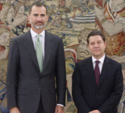 Don Felipe y el presidente de la Junta de Comunidades de Castilla-La Mancha, Emiliano García-Page