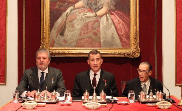 Don Felipe declara abierto el Curso de las Reales Academias