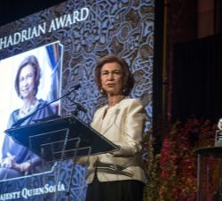Su Majestad la Reina Doña Sofía durante su intervención tras recibir el "2015 Hadrian Award"