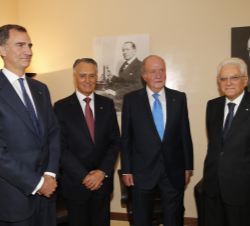 Don Felipe, junto a Su Majestad el Rey Don Juan Carlos y a los Presidentes de Italia y Portugal