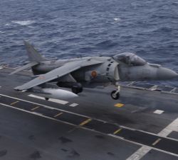 El Harrier AV-8B durante el ejercicio