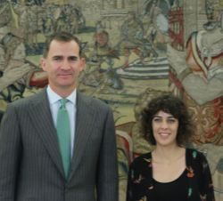 Su Majestad el Rey con la representante designada por Podemos-En Marea-Anvoa-EU, Alexandra Fernández Gómez