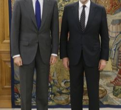 Don Felipe junto a Mariano Rajoy Brey, del Partido Popular (PP)