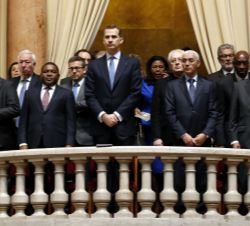 Su Majestad el Rey en el Palco de Honor de la Sala de Sesiones de la Asamblea de la República Portuguesa durante la ceremonia de Toma de Posesión del 