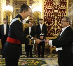 Su Majestad el Rey recibe la Carta Credencial del embajador de la República de Iraq, Alaa Majid Hussein Al-Hashimy