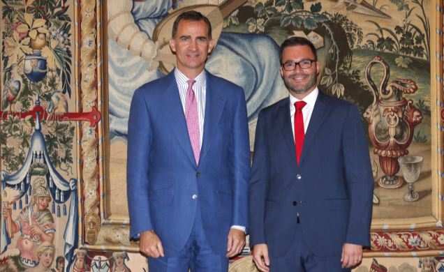 Su Majestad el Rey junto al alcalde de Palma de Mallorca, José Francisco Hila Vargas