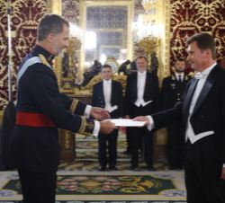 Su Majestad el Rey recibe la Carta Credencial del embajador de Ucrania, Anatoliy Scherba