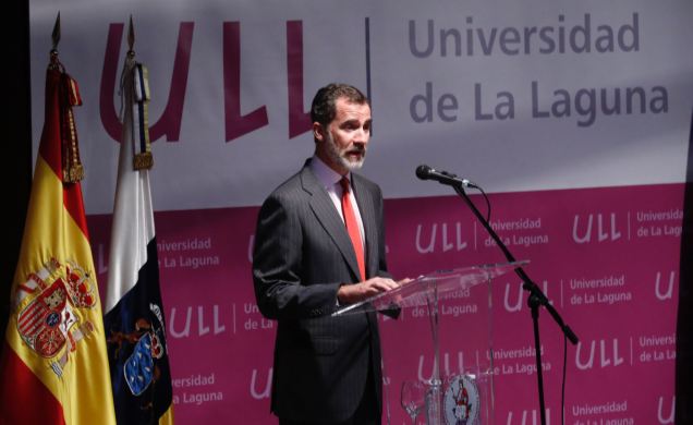 Su Majestad el Rey durante su intervención en el acto con motivo del 225º aniversario de la Universidad de La Laguna