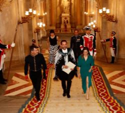 El Sr. Andrew Thomas Jenks, Embajador de Nueva Zelanda, a su llegada al Palacio Real de Madrid para hacer entrega a Su Majestad el Rey de las Cartas C