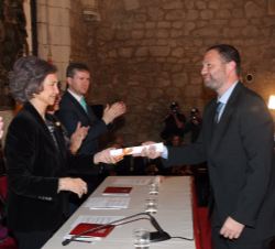 Doña Sofía entrega el Premio Hispania Nostra en la categtoría de Señalización del Patrimonio Ciultural 2015 a Proyecto Piloto PH Duero, recoge el gala