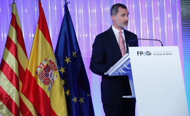 Su Majestad el Rey durante su intervención en la ceremonia de los Premios Fundación Princesa de Girona