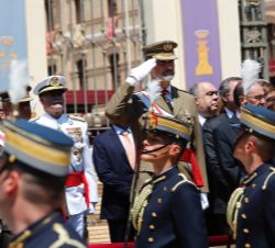 Su Majestad el Rey durante el desfile militar