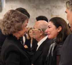 Su Majestad la Reina Doña Sofía presenta sus condolencias a la hija de Montserrat Caballé