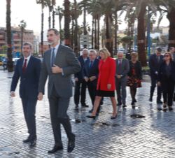 Su Majestad el Rey tras su llegada al Auditorio Alfredo Kraus de Las Palmas de Gran Canaria