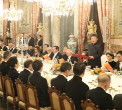 El Presidente de la República Popular China, Xi Jinping, durante su intervención en la cena de gala