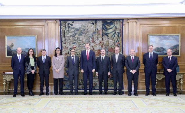 Su Majestad el Rey junto al Consejo de Administración de la Fira de Barcelona