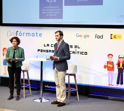 La directora general de la FAD, Beatriz Martín y el director de Relaciones Políticas y Asuntos Públicos de Google para el Sur de Europa, Francisco Rui