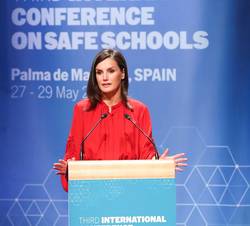 Doña Letizia dirige unas palabras a todos los presentes en la Conferencia Internacional de Escuelas Seguras
