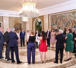 Audiencia de Su Majestad la Reina con los representantes de los Comités de expertos que asesoran a FEDER