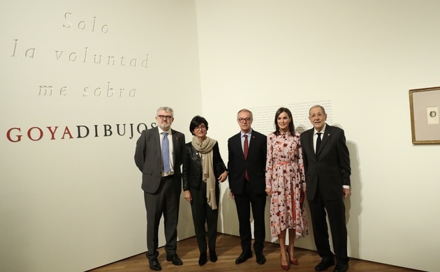 Su Majestad la Reina junto a las autoridades en la exposición «Goya. Dibujos. “Solo la voluntad me sobra”»