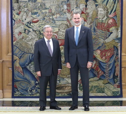 Su Majestad el Rey junto al Secretario General de las Naciones Unidas, Sr. António Guterres