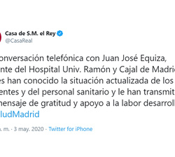 Sus Majestades los Reyes, en conversación telefónica, con el Hospital Universitario Ramón y Cajal de Madrid