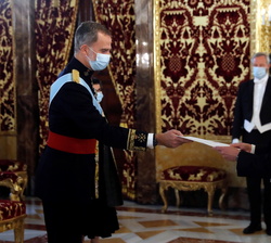 Su Majestad el Rey recibe las Cartas Credenciales del embajador del Reino de Bélgica, Sr. Gerard Cockx