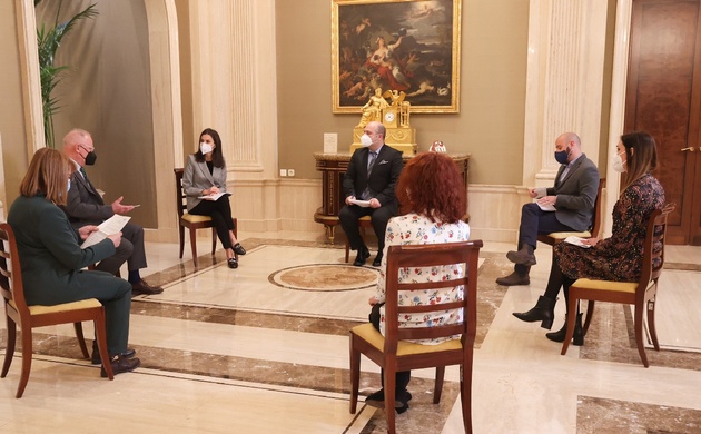 Audiencia de Su Majestad la Reina a una representación de la Confederación Salud Mental España