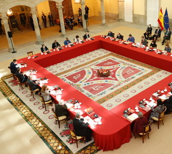 Vista general del Patio de los Austrias durante la reunión anual del Patronato del Instituto Cervantes