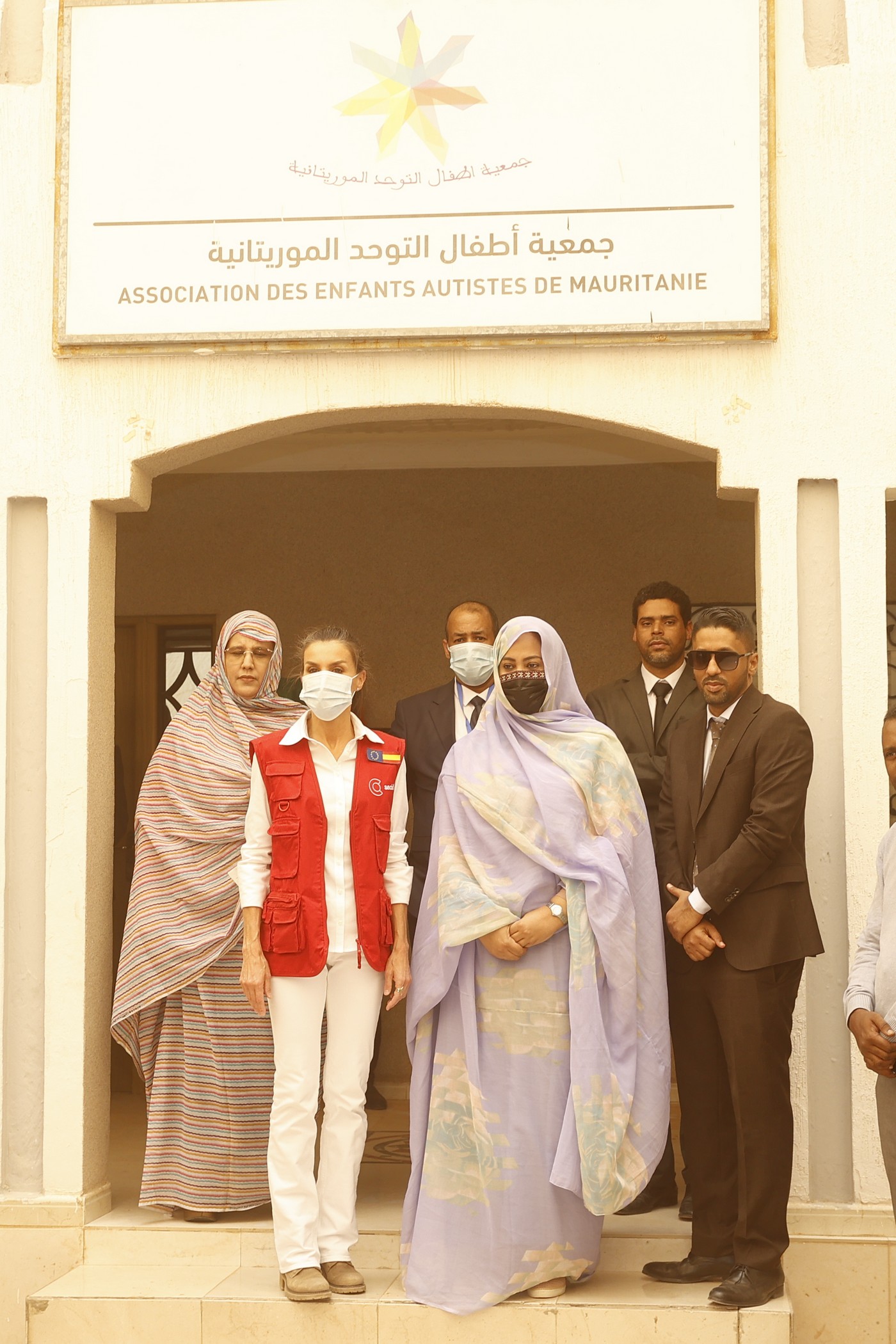 reina_cooperacion_mauritania_visita_centro_zayed_20220602_70.jpg