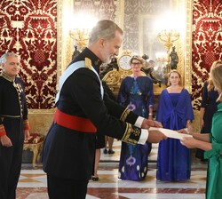 Su Majestad el Rey recibió en el Palacio Real de Madrid las Cartas Credenciales de la embajadora de la Republica de Polonia, Ana Marta Sroka