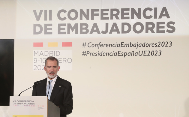 Su Majestad el Rey durante su intervención en la clausura de la VII Conferencia de Embajadores de España