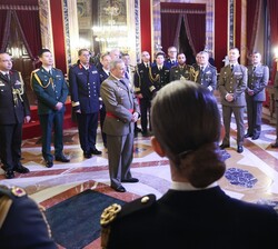 Audiencia militar del Rey a los agregados de Defensa acreditados en España y Comisión de Representantes Españoles
