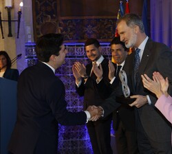 El Rey hace entrega del Premio Nacional de Investigación Juan de la Cierva, en el área de Transferencia de Tecnología a Javier García Martínez