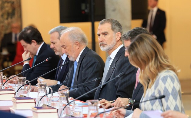 El Rey en la reunión del Patronato de la Fundación pro Real Academia Española