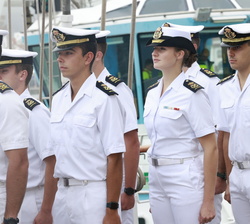 Su Alteza Real la Princesa de Asturias en formación antes de desembarcar del Juan Sebastián Elcano