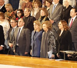 Su Majestad la Reina Doña Sofía durante la interpretación del Himno Nacional