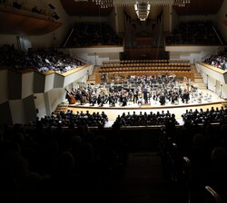 Vista general del escenario del Palau de la Música de Valencia
