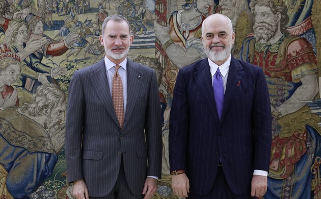 Don Felipe junto a Edi Rama, primer ministro de la República de Albania