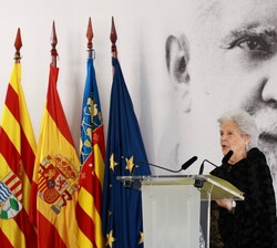Intervención de la nieta de Rafael Altamira Crevea, María Luz Altamira