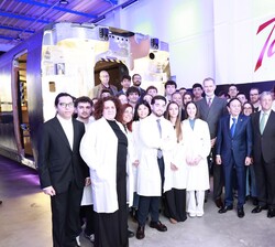 Don Felipe con los alumnos de la sala Talgo - UAX