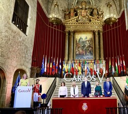 Vista general del interior de la iglesia al comienzo de la ceremonia 