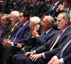 Su Majestad el Rey junto el Presidente de la República Italiana, Sergio Mattarella, y el Presidente de la República Portuguesa, Marcelo Rebelo de Sous