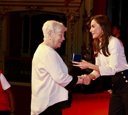 Premio a la fundadora de Somos Acogida, Emilia Lozano
