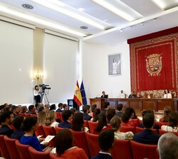 Vista general durante la intervención de Su Majestad el Rey en la entrega de los Despachos de Secretario de Embajada a la LXXVI promoción de la Carrer