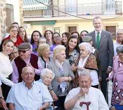 Los Reyes con los mayores de Guadalupe en el Centro de Día y Residencia Fray Sebastián García